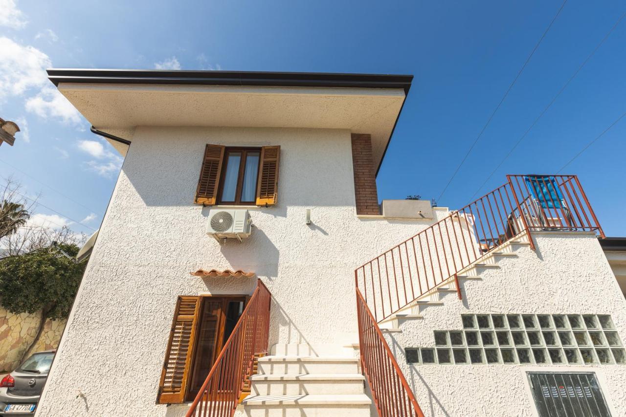 Casa Villea Trabia Bagian luar foto